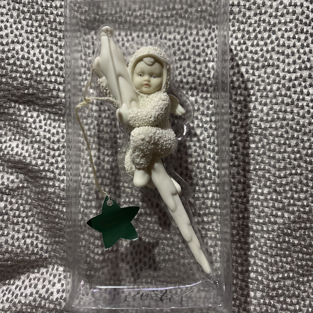 Snowbabies Dept. 56 Wee This is Fun Bisque Ornament 68470 Retired 1993